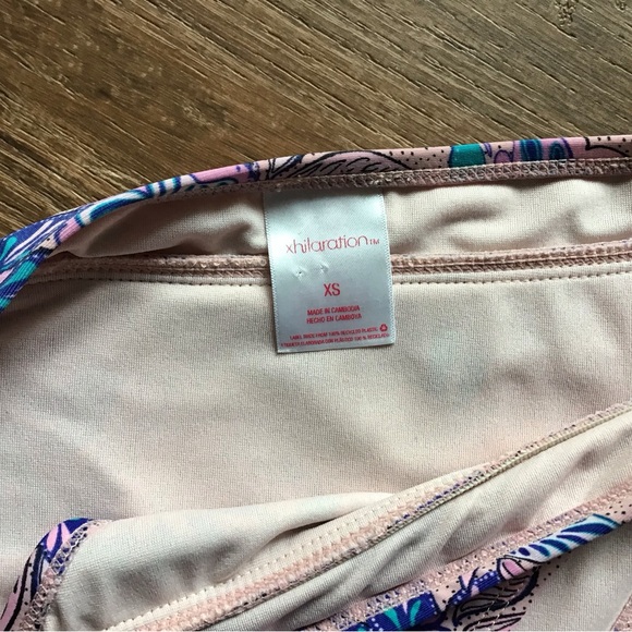 Size small swim wear - Picture 3 of 13